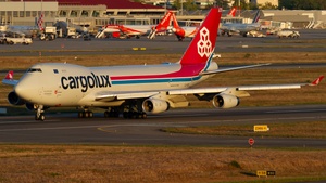 Photo of LX-SCV - Boeing 747-4R7F operated by Cargolux