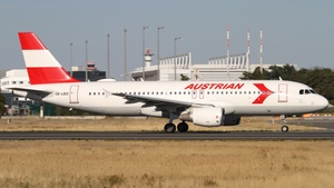Photo of OE-LBO - Airbus A320-214 operated by Austrian Airlines