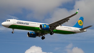 Photo of UK32103 - Airbus A321-253NX operated by Uzbekistan Airways