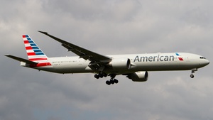 Photo of N721AN - Boeing 777-323(ER) operated by American Airlines