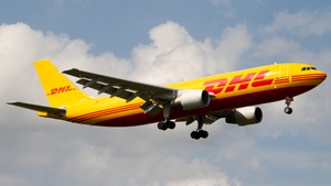 Photo of D-AEAD - Airbus A300B4-622R(F) operated by European Air Transport