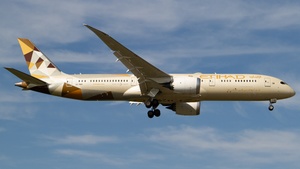 Photo of A6-BNB - Boeing 787-9 Dreamliner operated by Etihad Airways