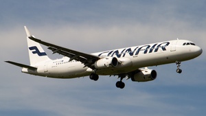 Photo of OH-LZO - Airbus A321-231 operated by Finnair
