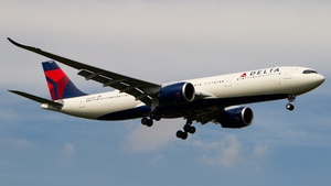 Photo of N423DX - Airbus A330-941 operated by Delta Air Lines