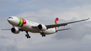 Photo of CS-TUH - Airbus A330-941 operated by TAP Air Portugal