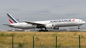 Photo of F-GSQA - Boeing 777-328(ER) operated by Air France