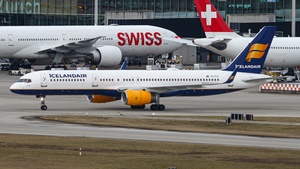 TF-FIV - Boeing 757-208