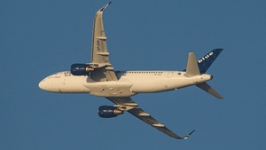 AP-EDH - Airbus A320-214