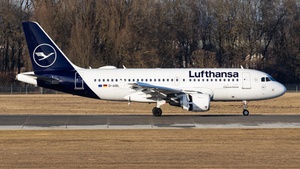 Photo of D-AIBL - Airbus A319-112 operated by Lufthansa CityLine