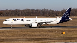 Photo of D-AIEC - Airbus A321-271NX operated by Lufthansa