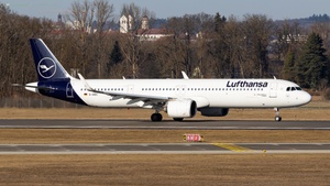 Photo of D-AIEC - Airbus A321-271NX operated by Lufthansa