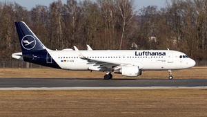 Photo of D-AIZQ - Airbus A320-214 operated by Lufthansa