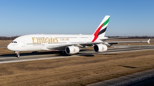 Photo of A6-EDV - Airbus A380-861 operated by Emirates