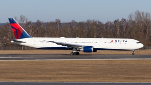 Photo of N843MH - Boeing 767-432(ER) operated by Delta Air Lines
