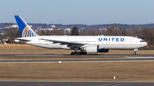 Photo of N78003 - Boeing 777-224(ER) operated by United Airlines