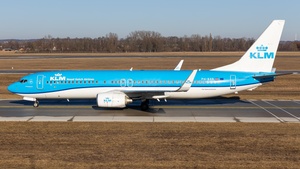 Photo of PH-BXB - Boeing 737-8K2 operated by KLM Royal Dutch Airlines