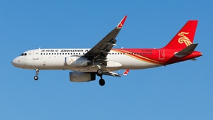 Photo of B-8635 - Airbus A320-232 operated by Shenzhen Airlines