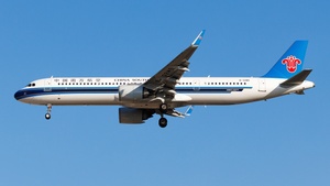 Photo of B-32M5 - Airbus A321-251NX operated by China Southern Airlines