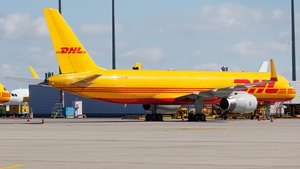 Photo of OE-LNR - Boeing 757-223(PCF) operated by DHL Air Austria