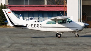 Photo of Cessna T210M Turbo Centurion - Turin