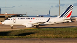 Photo of F-HBXJ - Embraer ERJ-170STD operated by Air France HOP