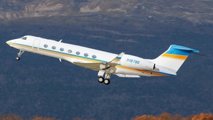 Photo of N1878E - Gulfstream GV-SP (G550) operated by Solairus Aviation