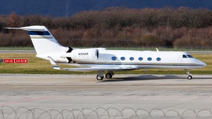 Photo of N104AR - Gulfstream GIV-X (G450)