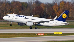 Photo of D-AIWB - Airbus A320-214 operated by Lufthansa