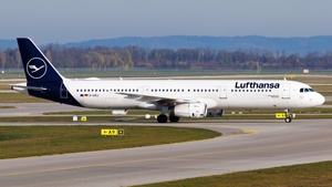 Photo of D-AIDJ - Airbus A321-231 operated by Lufthansa