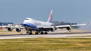 Photo of B-18722 - Boeing 747-409F operated by China Airlines Cargo