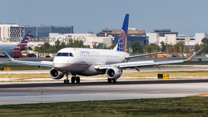 Photo of N150SY - Embraer ERJ-175LR operated by United Express (opb SkyWest Airlines)