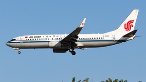 Photo of B-6499 - Boeing 737-89L operated by Air China
