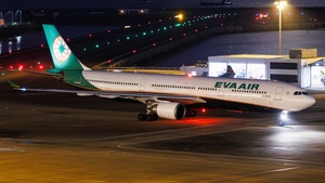 Photo of B-16339 - Airbus A330-302 operated by EVA Air