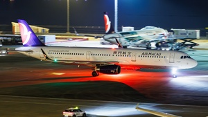 Photo of B-MCC - Airbus A321-231 operated by Air Macau