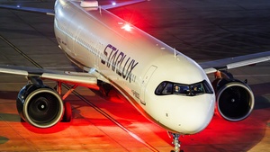 Photo of B-58202 - Airbus A321-252NX operated by Starlux