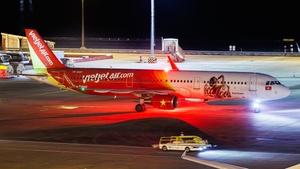 Photo of VN-A687 - Airbus A321-211 operated by VietJet Air