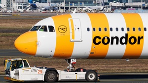 Photo of D-AIAD - Airbus A321-211 operated by Condor