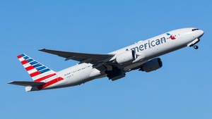 N752AN - Boeing 777-223(ER)