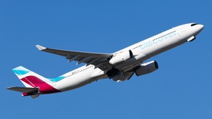 Photo of D-AIKD - Airbus A330-343 operated by Discover Airlines