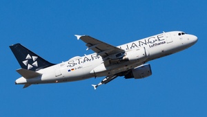 Photo of D-AIBJ - Airbus A319-112 operated by Lufthansa