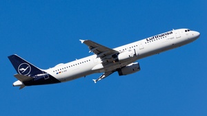Photo of D-AISI - Airbus A321-231 operated by Lufthansa