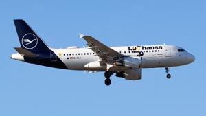 Photo of D-AILU - Airbus A319-114 operated by Lufthansa
