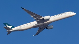 Photo of B-LXL - Airbus A350-1041 operated by Cathay Pacific Airways