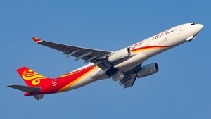 Photo of B-LNP - Airbus A330-343 operated by Hong Kong Airlines