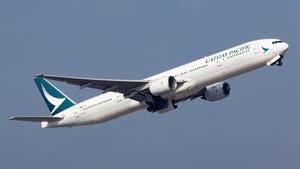 Photo of B-HNG - Boeing 777-367 operated by Cathay Pacific Airways
