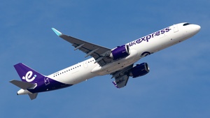 Photo of B-KKM - Airbus A321-251NX operated by Hong Kong Express