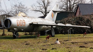 Photo of 402 - Mikoyan-Gurevich MiG-17 Fresco-A operated by German Democratic Republic Air Force