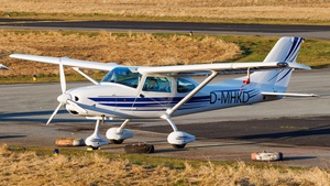 Photo of D-MHKD - TL Ultralight TL-3000 Sirius operated by Private