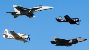 Photo of 169216 - Boeing EA-18G Growler operated by US Navy