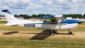 Photo of N1810R - Cessna R182 Skylane RG operated by Private